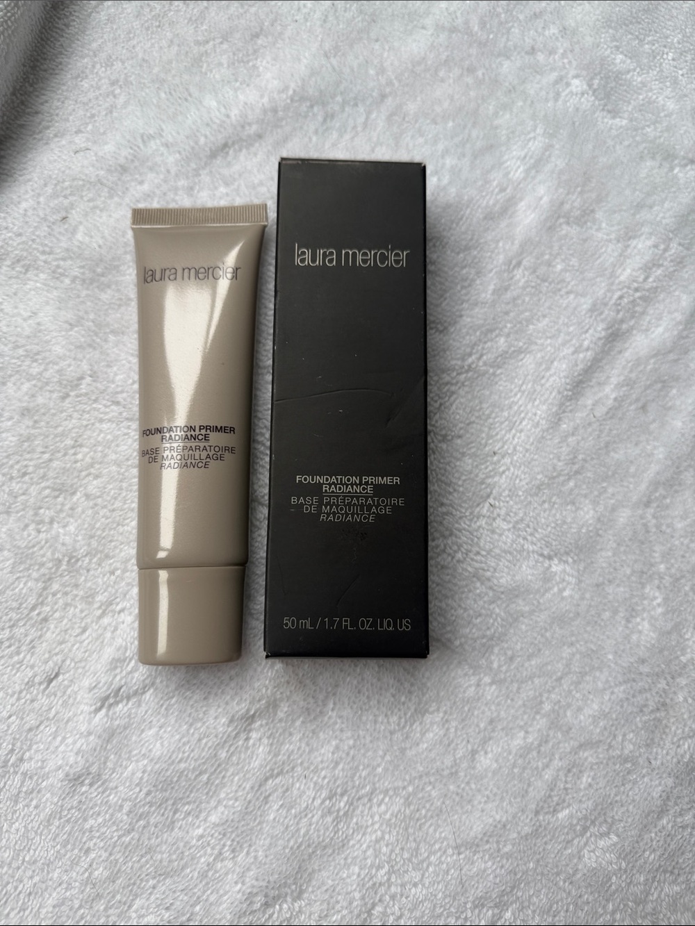 laura mercier Radiance Foundation Primer - Beige